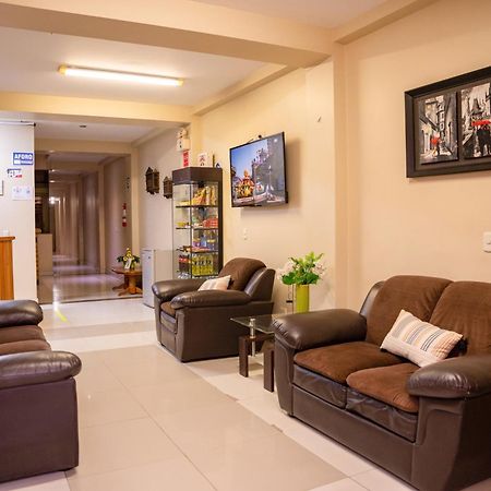 נאסקה Hostal Los Balcones מראה חיצוני תמונה