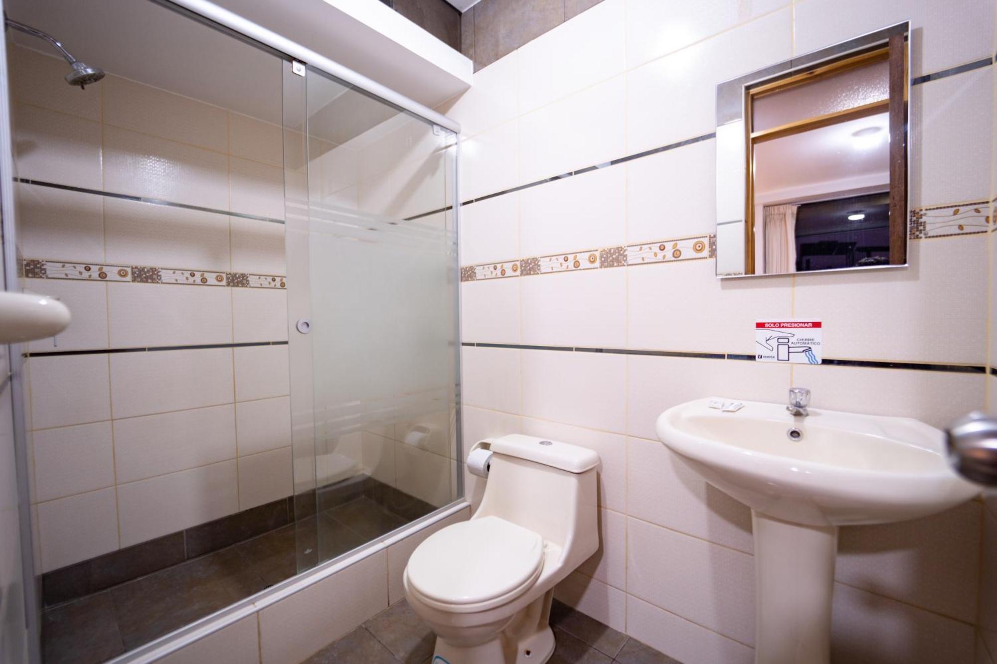 נאסקה Hostal Los Balcones מראה חיצוני תמונה