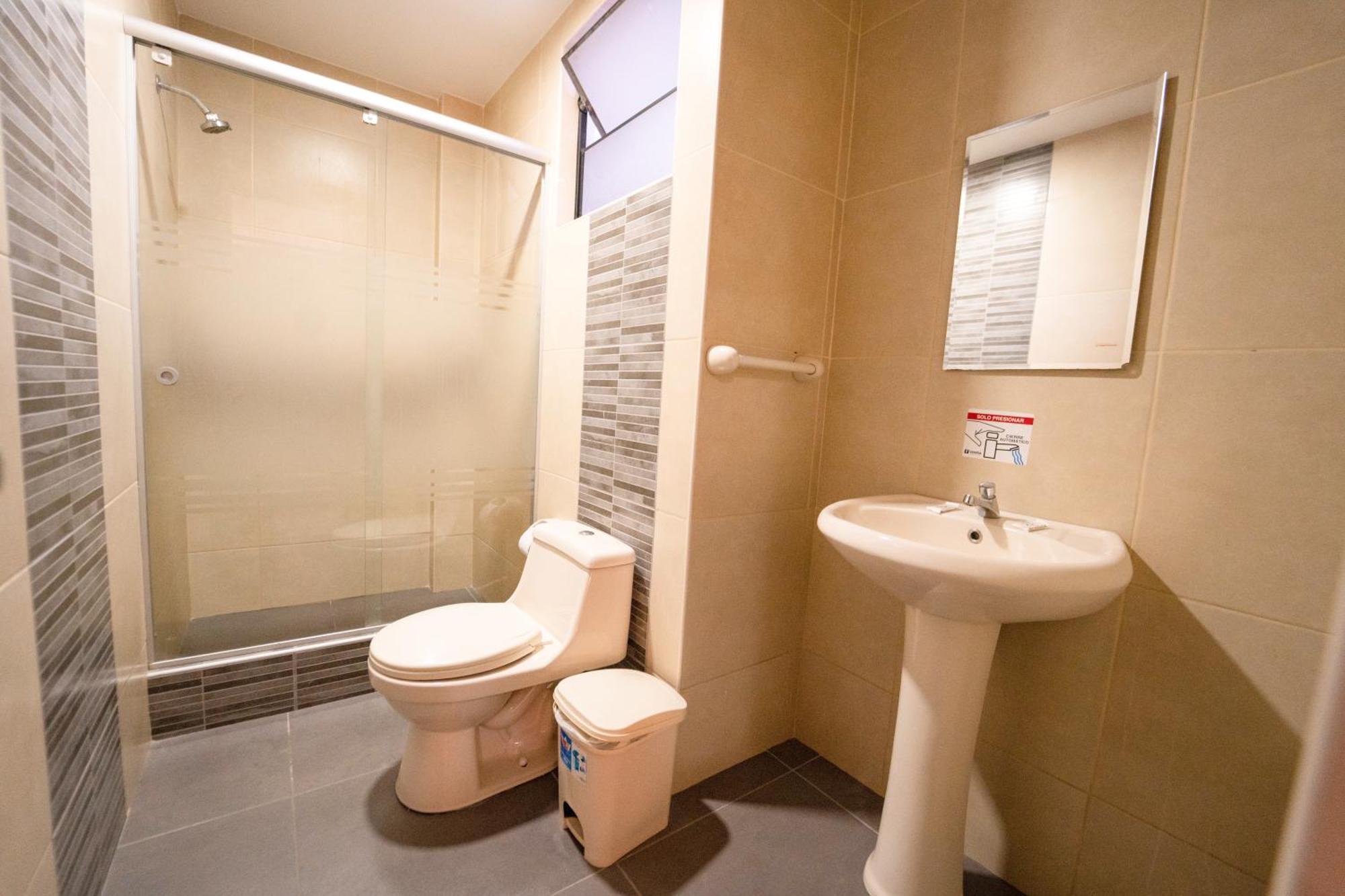 נאסקה Hostal Los Balcones מראה חיצוני תמונה