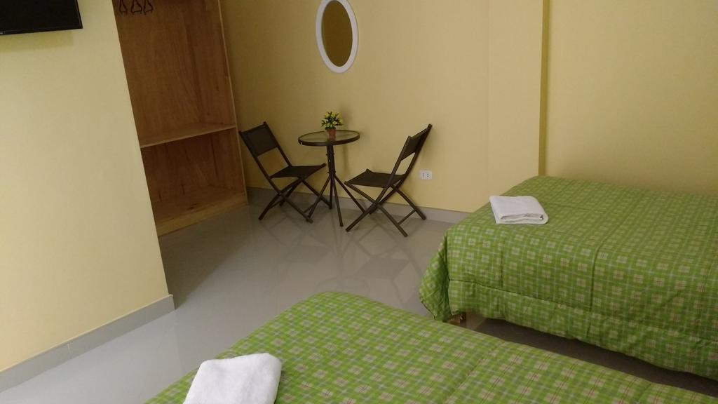 נאסקה Hostal Los Balcones מראה חיצוני תמונה