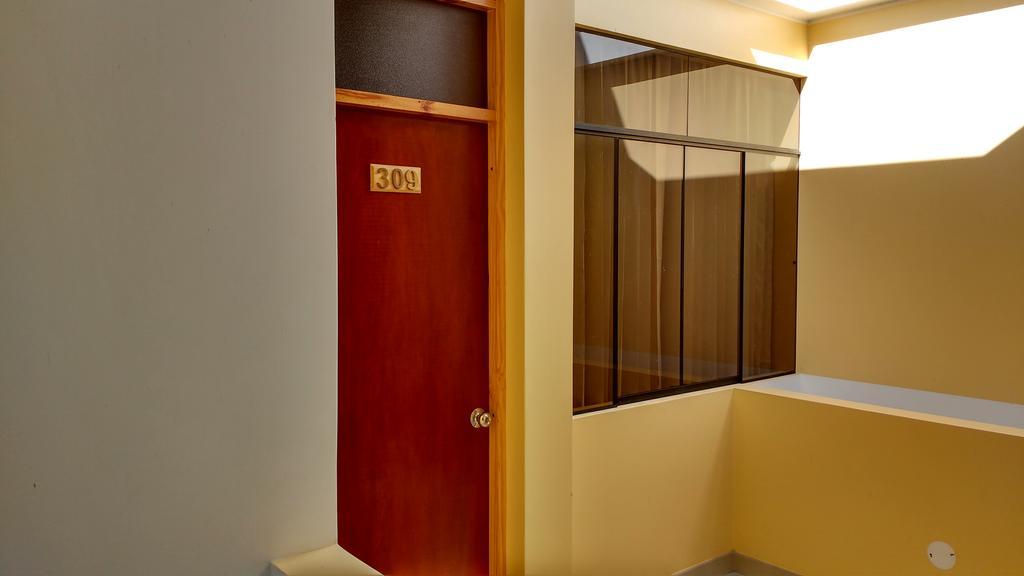 נאסקה Hostal Los Balcones מראה חיצוני תמונה