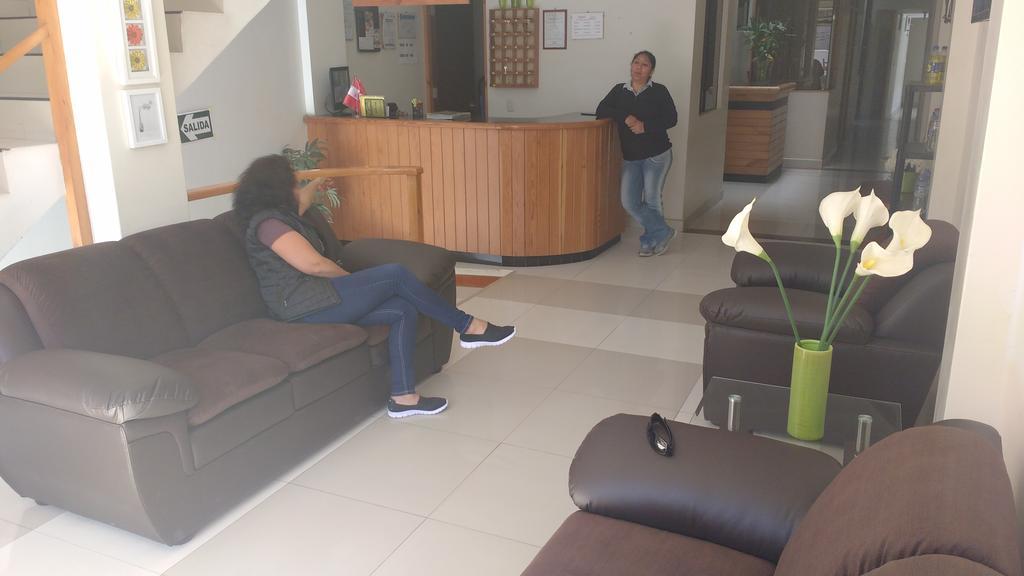 נאסקה Hostal Los Balcones מראה חיצוני תמונה