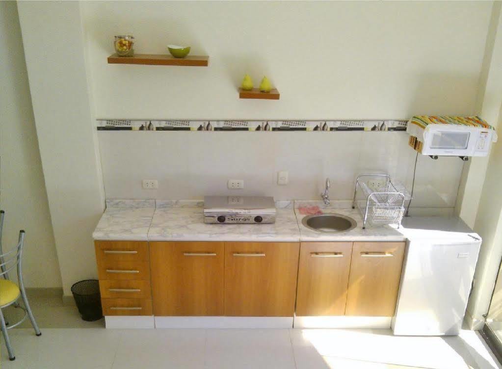 נאסקה Hostal Los Balcones מראה חיצוני תמונה